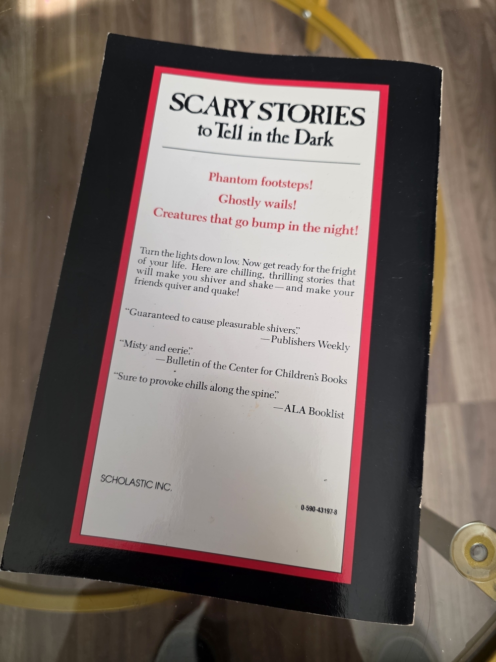 Scholastic Scary Stories to Tell in the Dark – Book - Picture 2 of 3